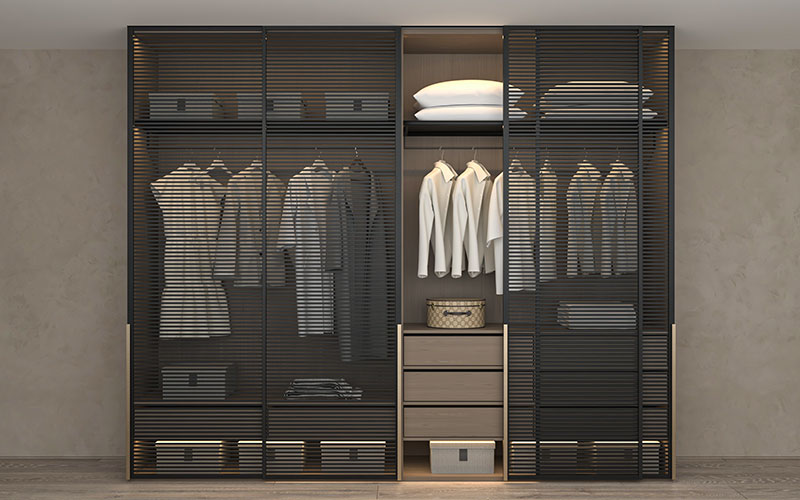 Image 3 Premium Closet
